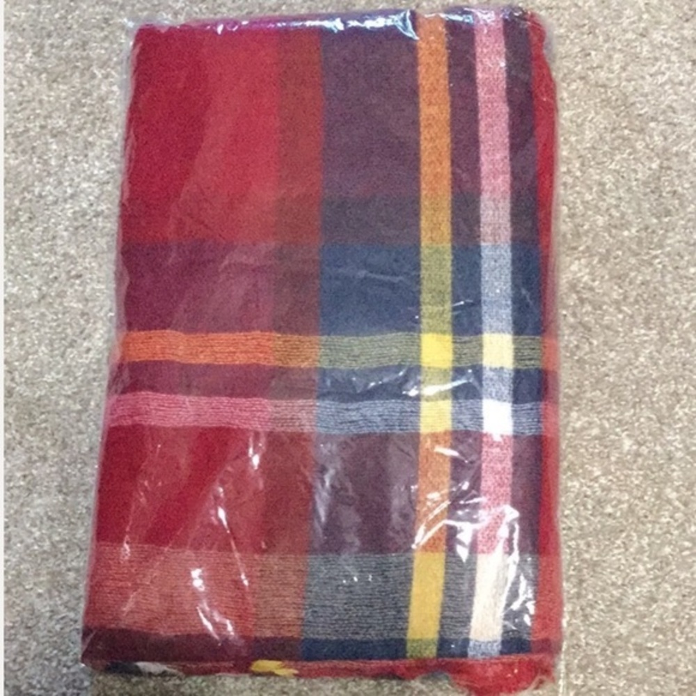 🆕Versatile patterned scarf, multiple patterns NWT - image 3